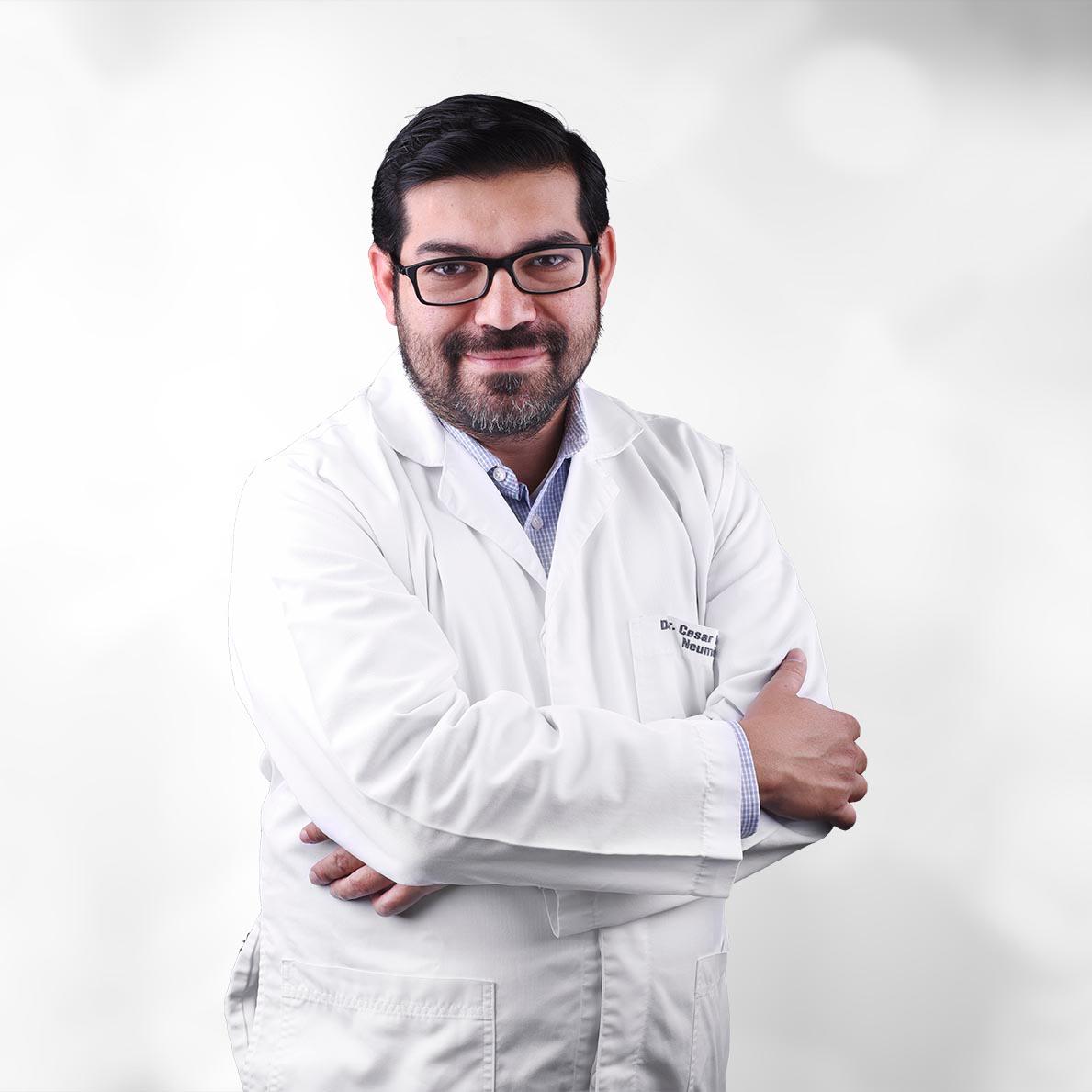 Dr. César Delgado Viteri